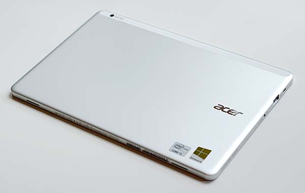 Acer Aspire P3