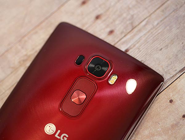 LG G Flex 2