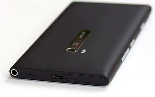 Nokia Lumia 900